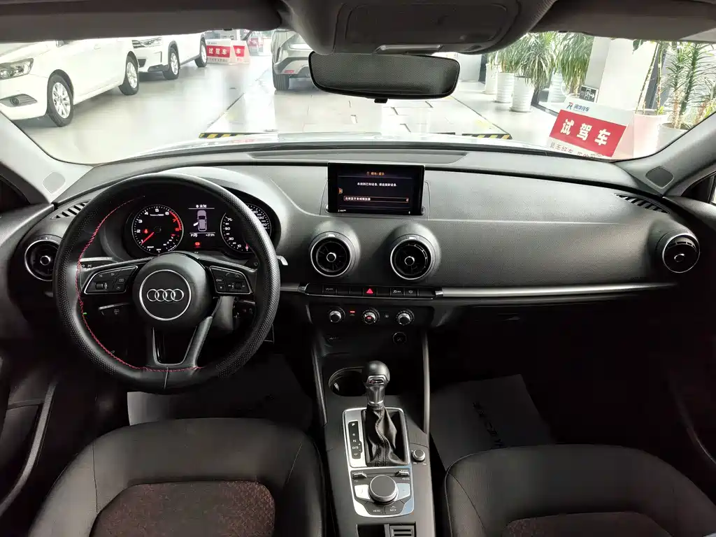 Audi A3 — миниатюра 10