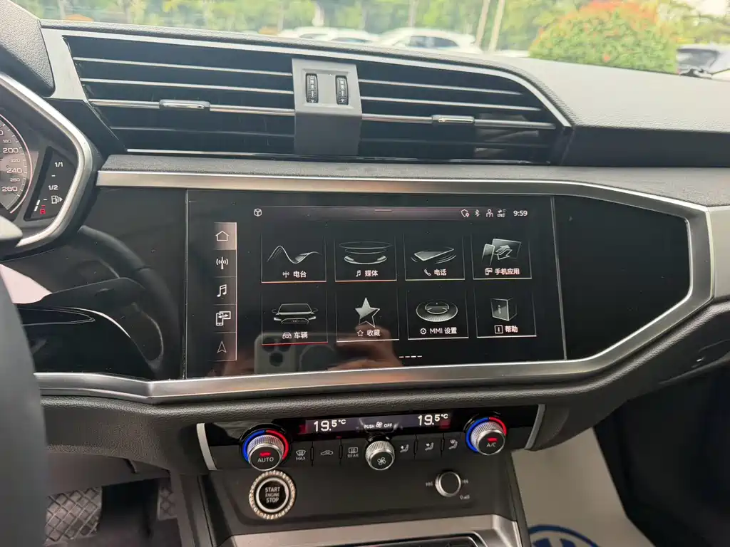 Audi Q3 — миниатюра 7
