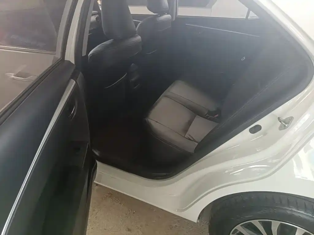 Toyota Corolla — миниатюра 17