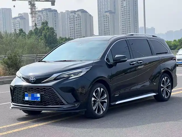 Toyota Granvia