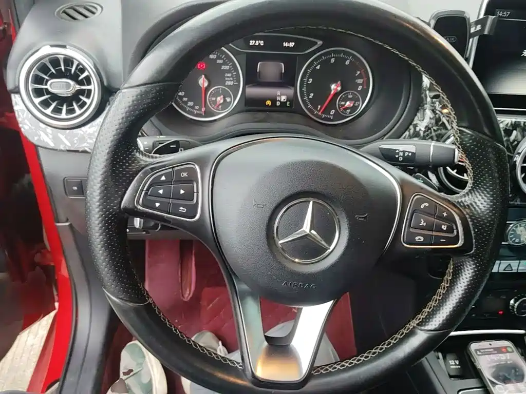 Mercedes-Benz B-Class — миниатюра 11