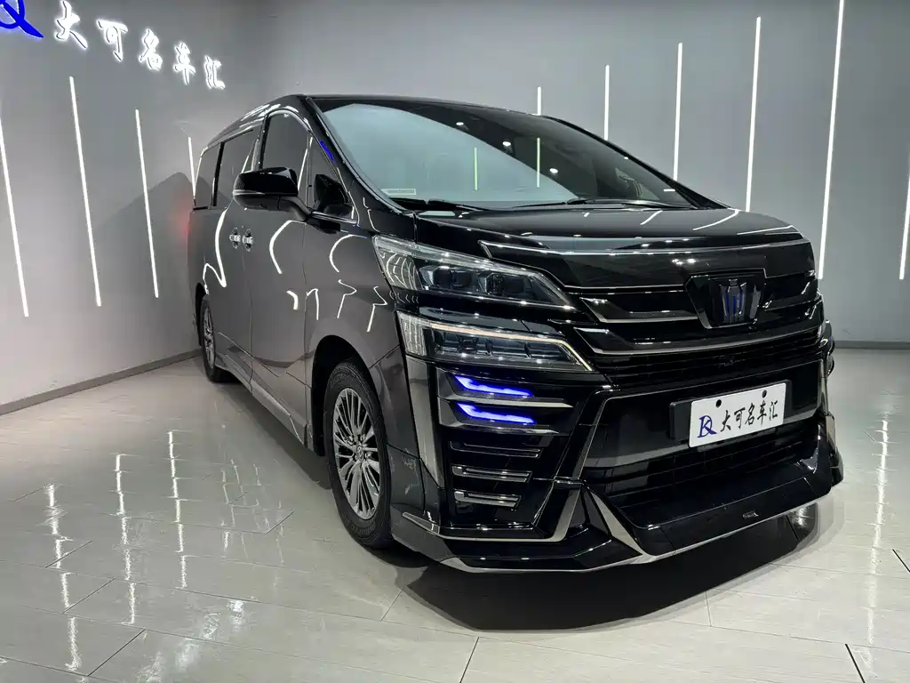 Toyota Vellfire — миниатюра 3
