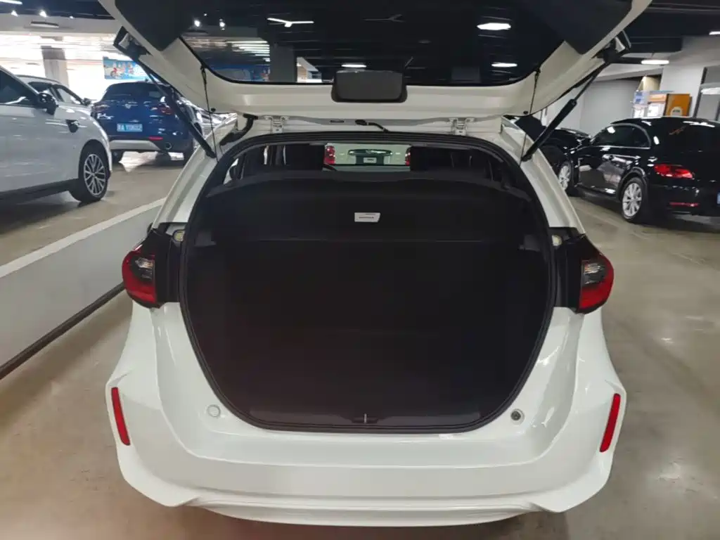 Honda Fit — миниатюра 19