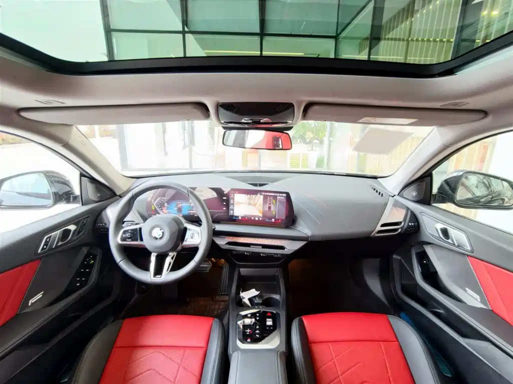 Заказать BMW 2 Series 2026 года за 4 428 457 ₽  из Китая