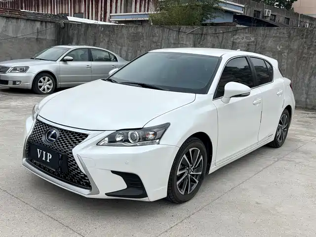 LEXUS CT 2020