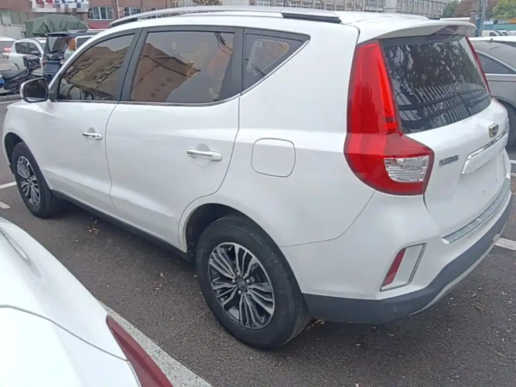 Geely Vision X6 — миниатюра 5
