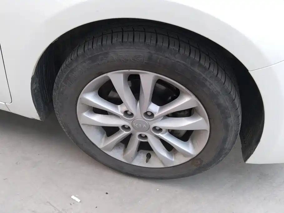 Kia K3 — миниатюра 6