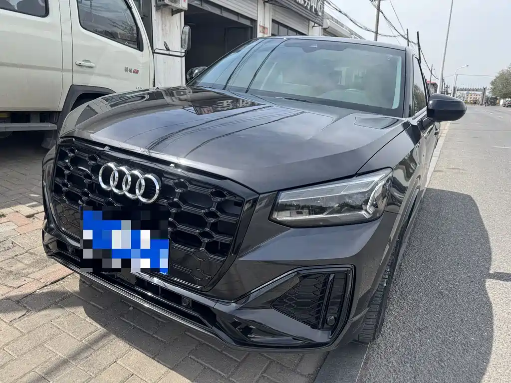 Audi Q2L 2022
