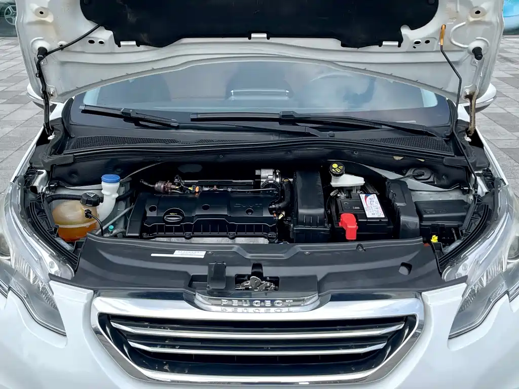Peugeot 2008 — миниатюра 8