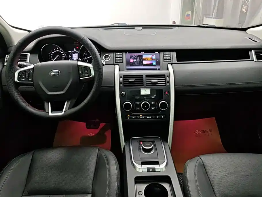 Land Rover Discovery Sport — миниатюра 12