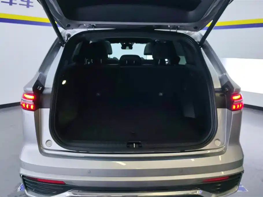 Geely Monjaro L 2024 2.0TD AT