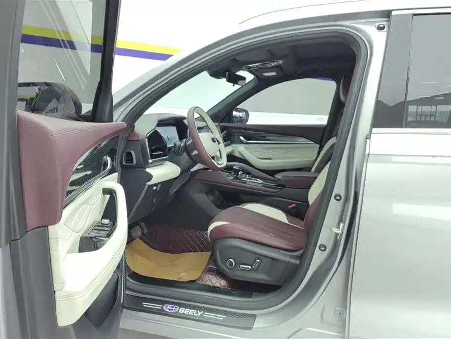 Geely Monjaro L 2024 2.0TD AT