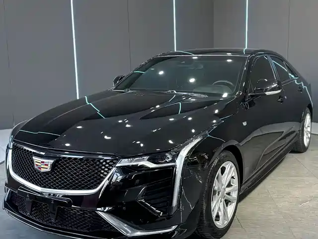 CADILLAC CT4