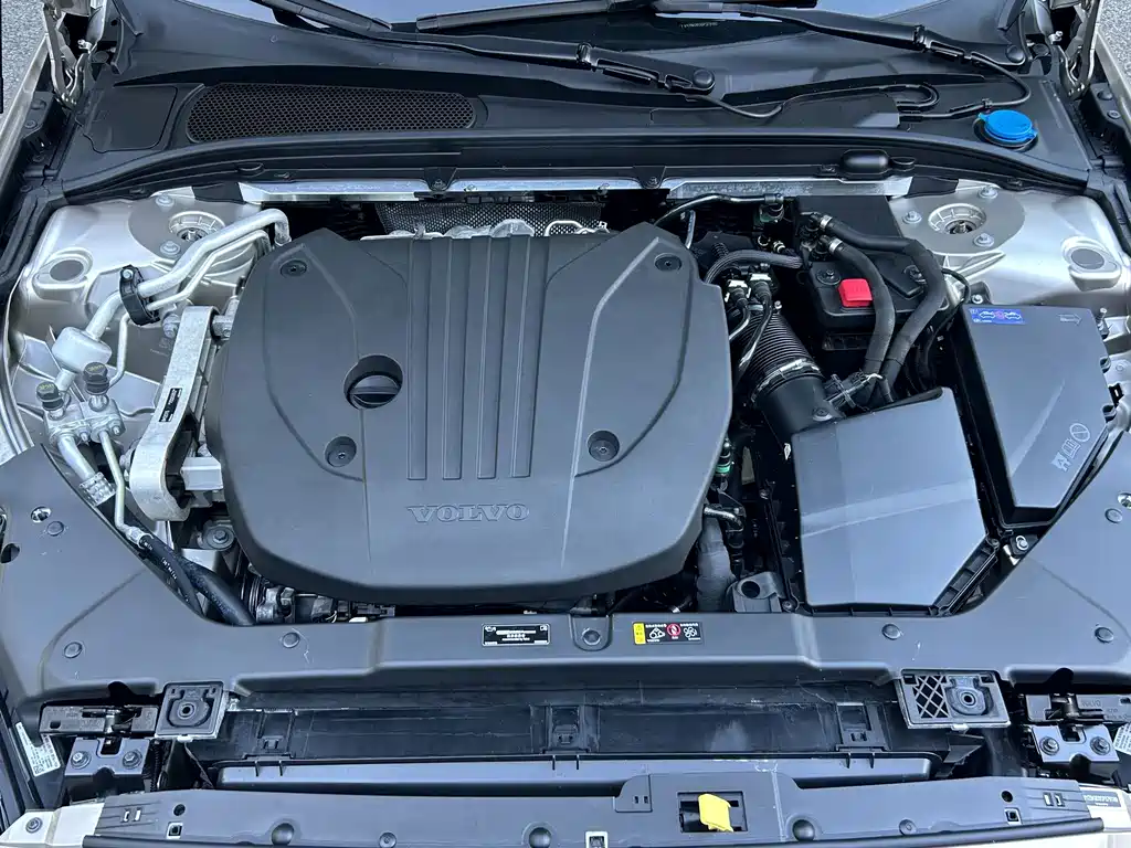 Volvo S60 — миниатюра 6