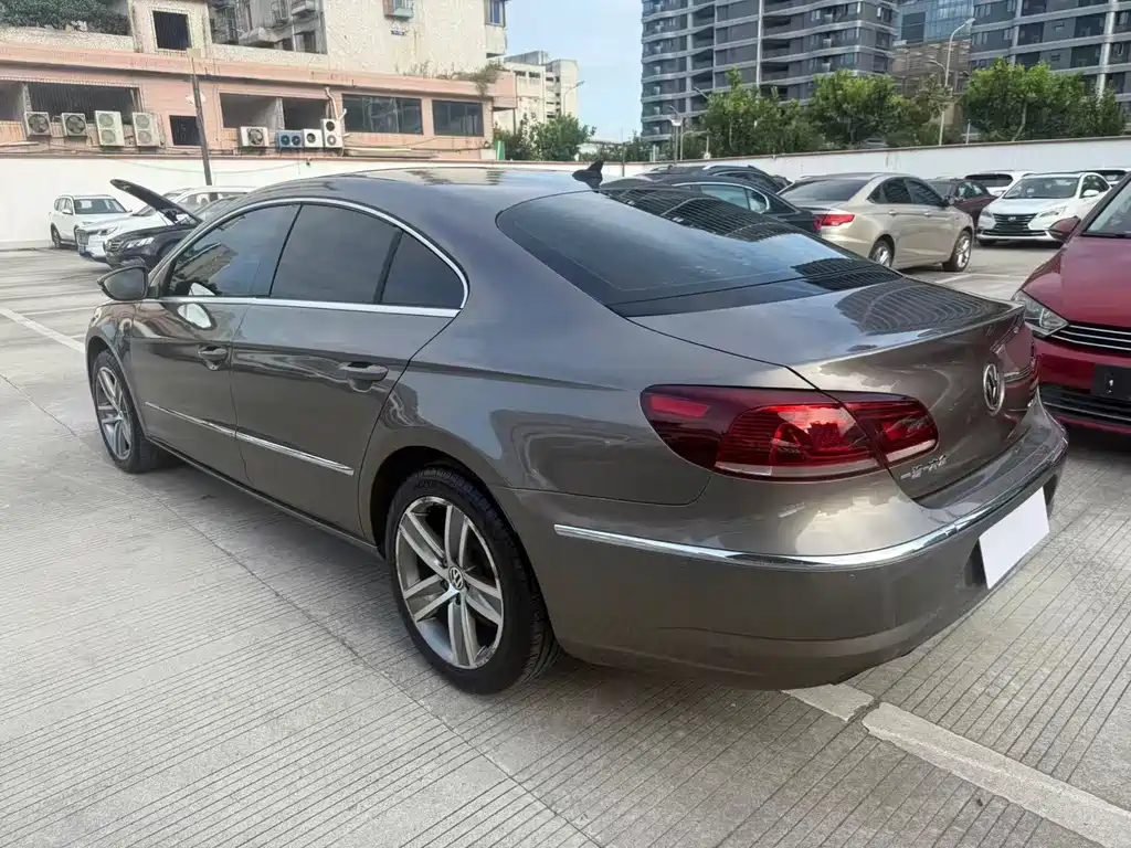Volkswagen CC — миниатюра 11