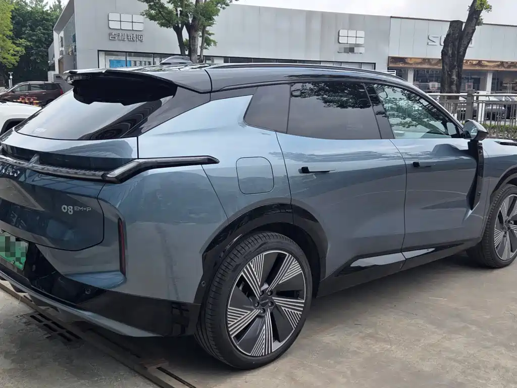 Lynk & Co 08 EM-P — миниатюра 3