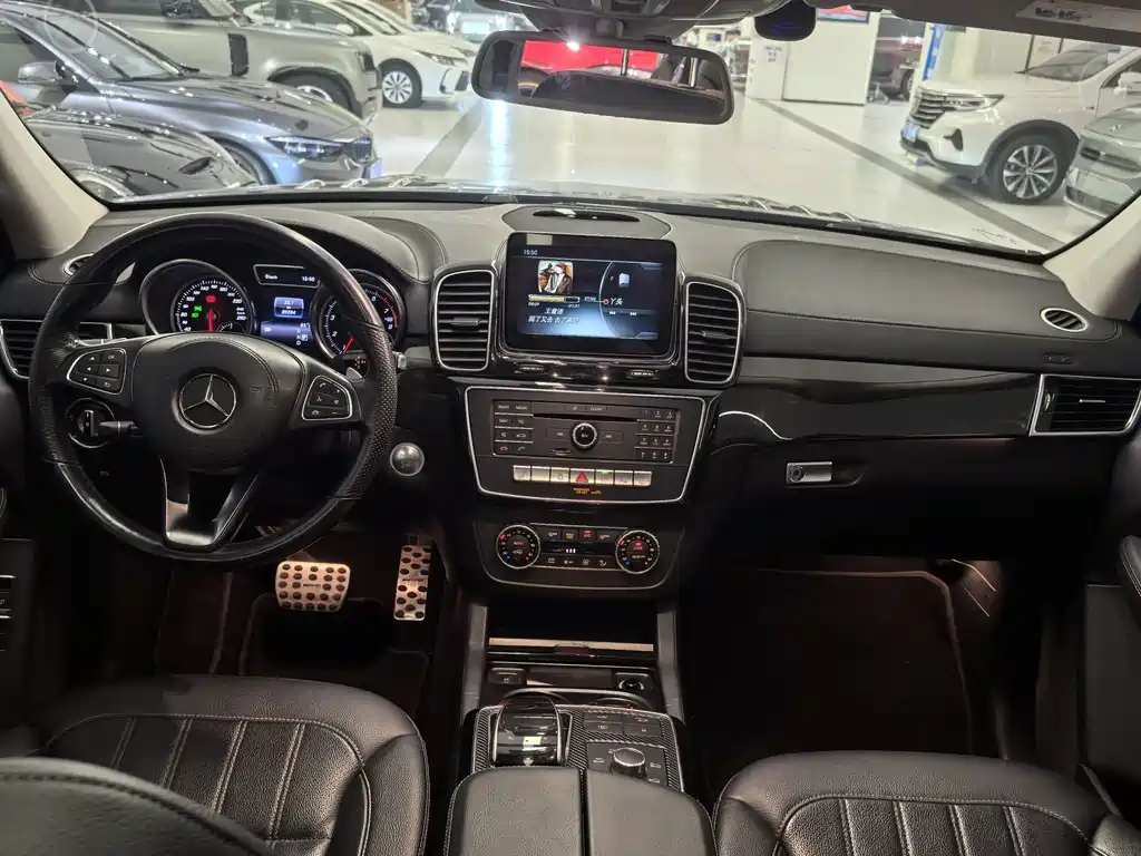 Mercedes-Benz GLS — миниатюра 4