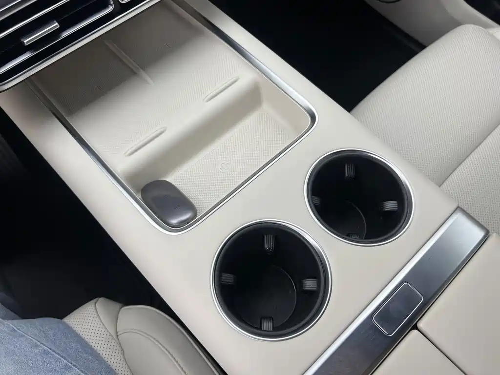 Li Auto Li L7 — миниатюра 8