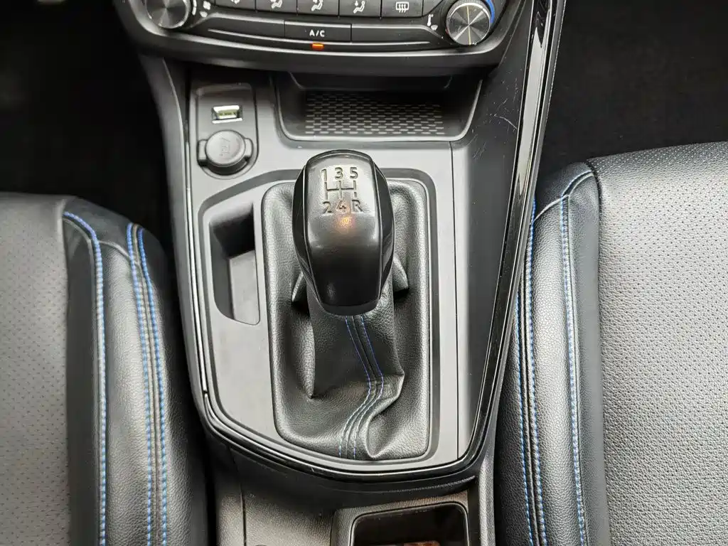 Peugeot 308 — миниатюра 13