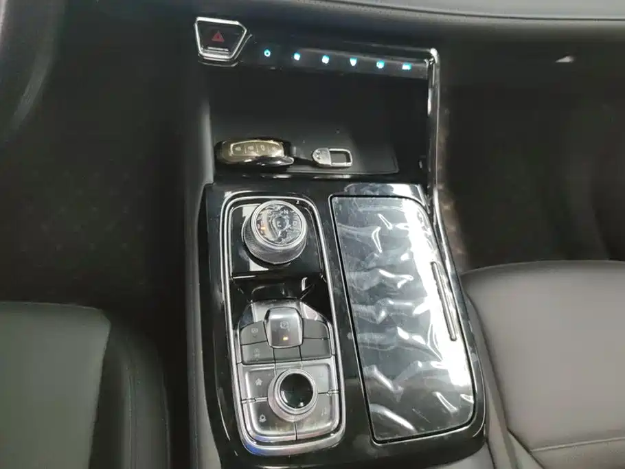 Ford Equator Sport — миниатюра 16