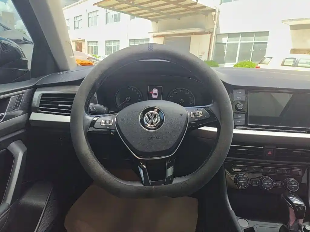 Volkswagen Lavida Pure Electric — миниатюра 11