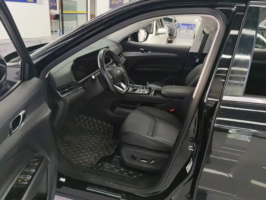 Ford Equator Sport — миниатюра 9