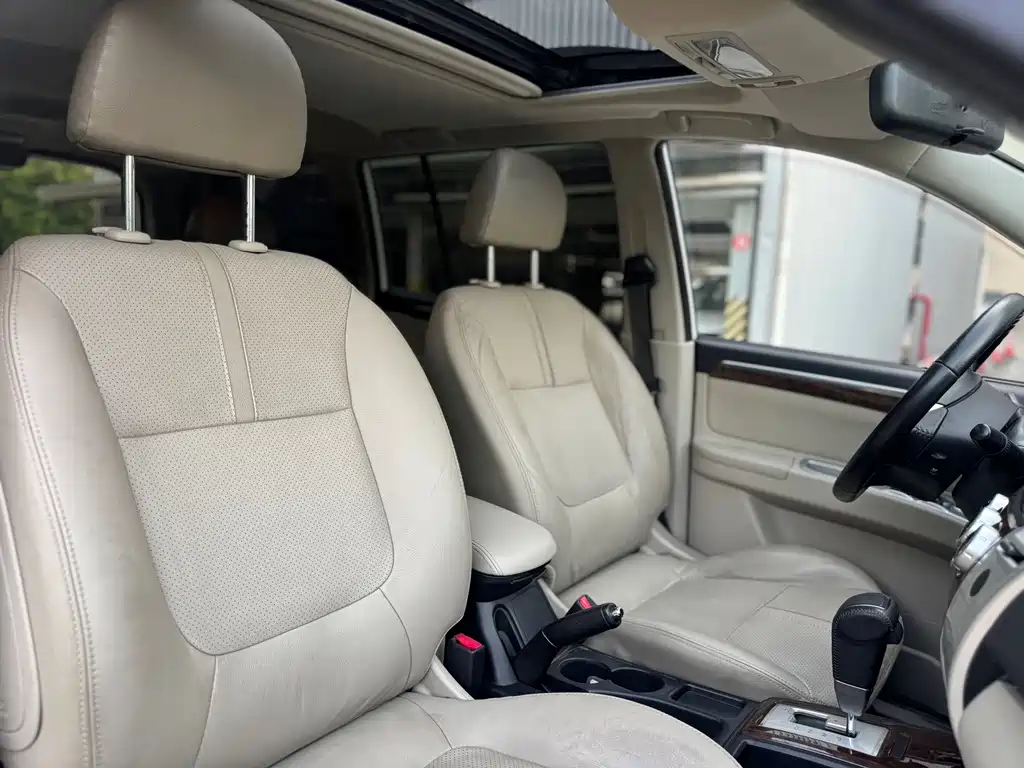 Mitsubishi Pajero Sport — миниатюра 13