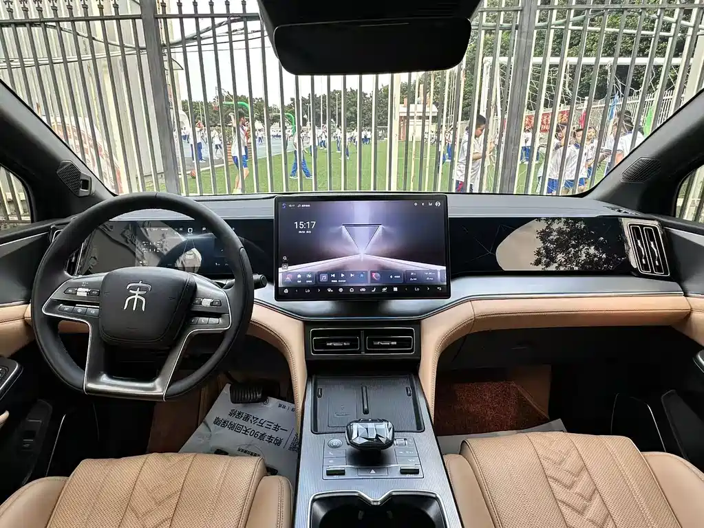 BYD L DM-i — миниатюра 4