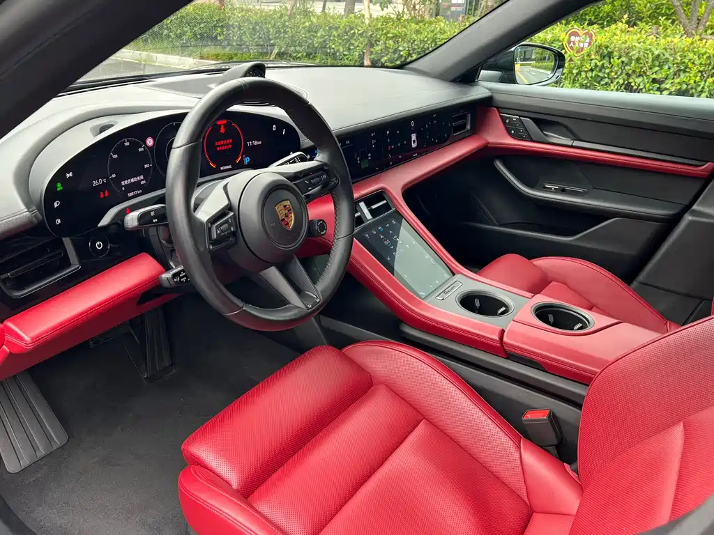Porsche Taycan — миниатюра 4