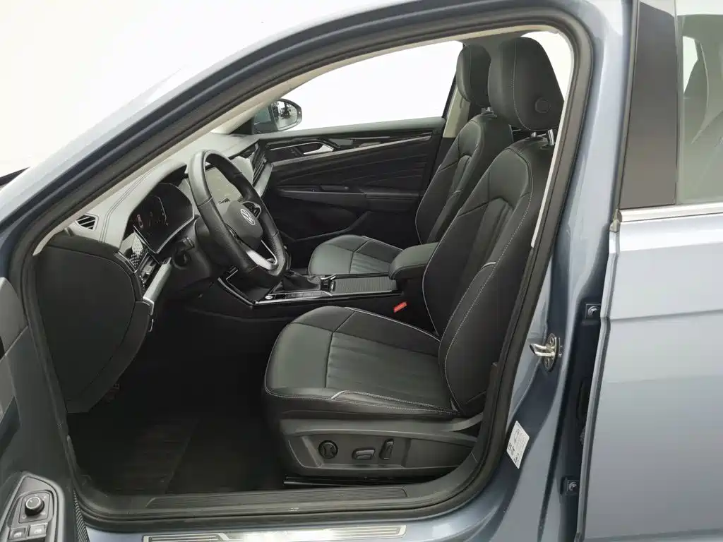 Volkswagen Passat — миниатюра 10