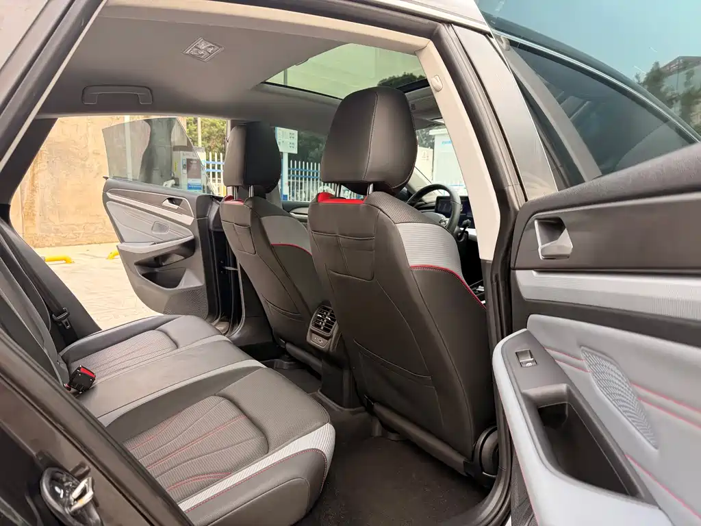 Volkswagen Lamando — миниатюра 10