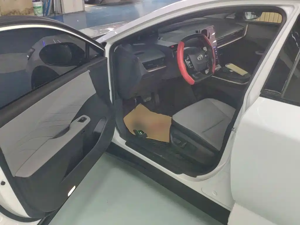 Toyota bZ3 — миниатюра 16