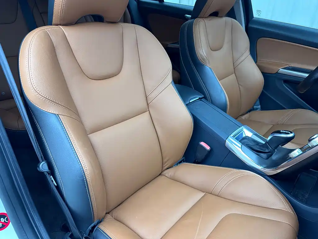 Volvo V60 — миниатюра 11