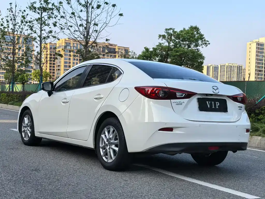 Mazda 3 Axela — миниатюра 7