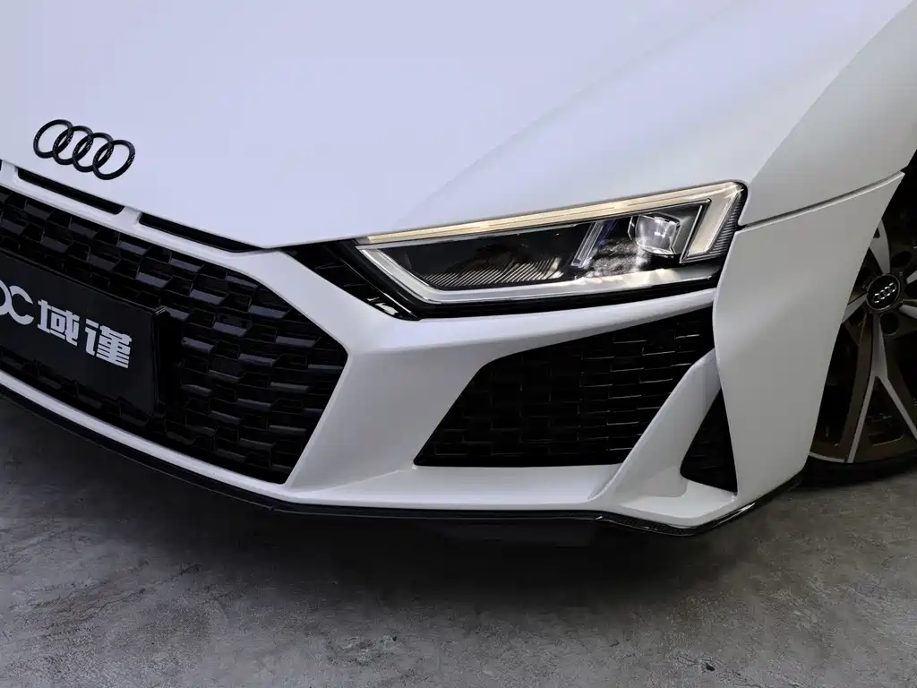 Audi R8 — миниатюра 8