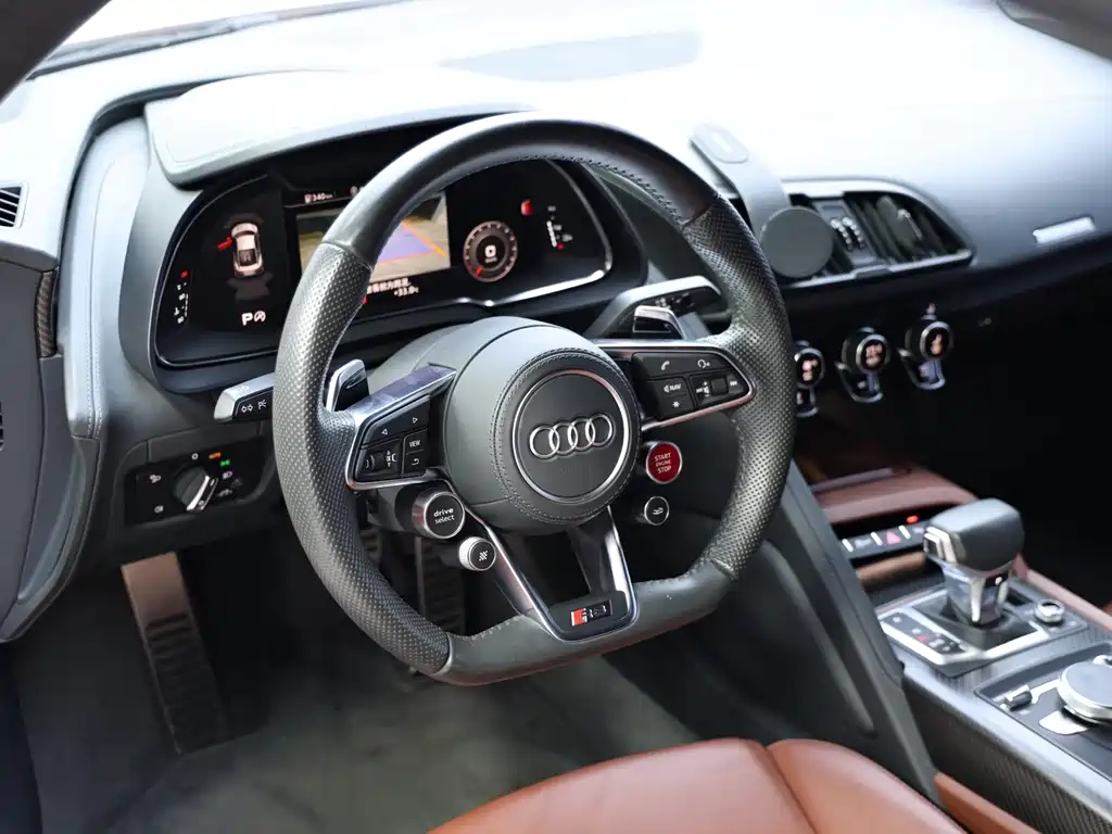 Audi R8 — миниатюра 11