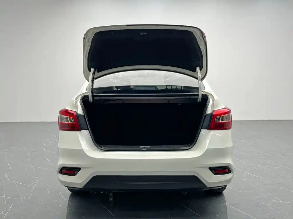 Nissan Sylphy — миниатюра 9