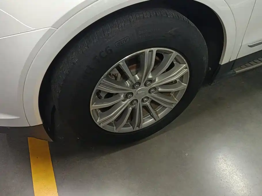 Cadillac XT5 — миниатюра 6