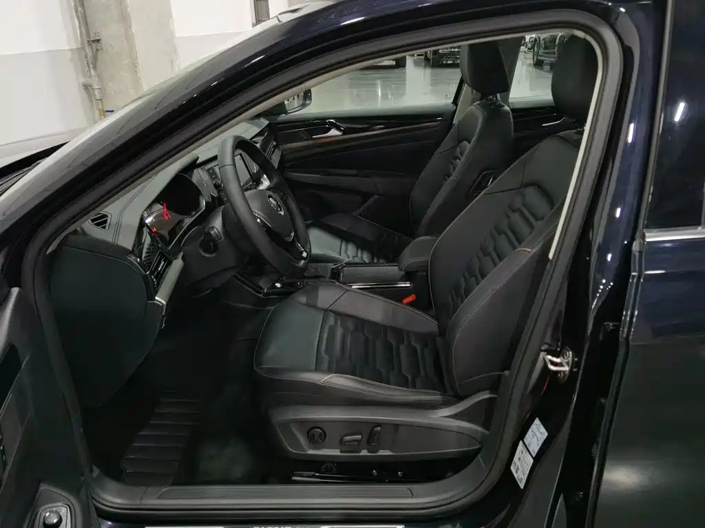Volkswagen Passat — миниатюра 9
