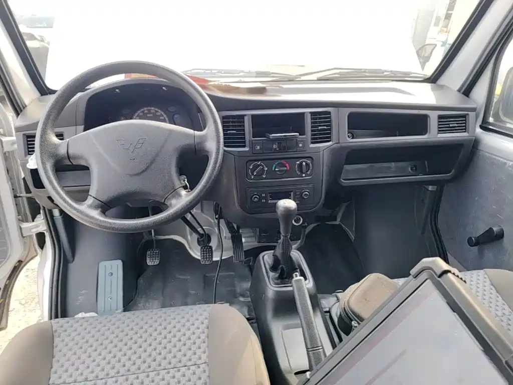 Wuling Zhiguang — миниатюра 10