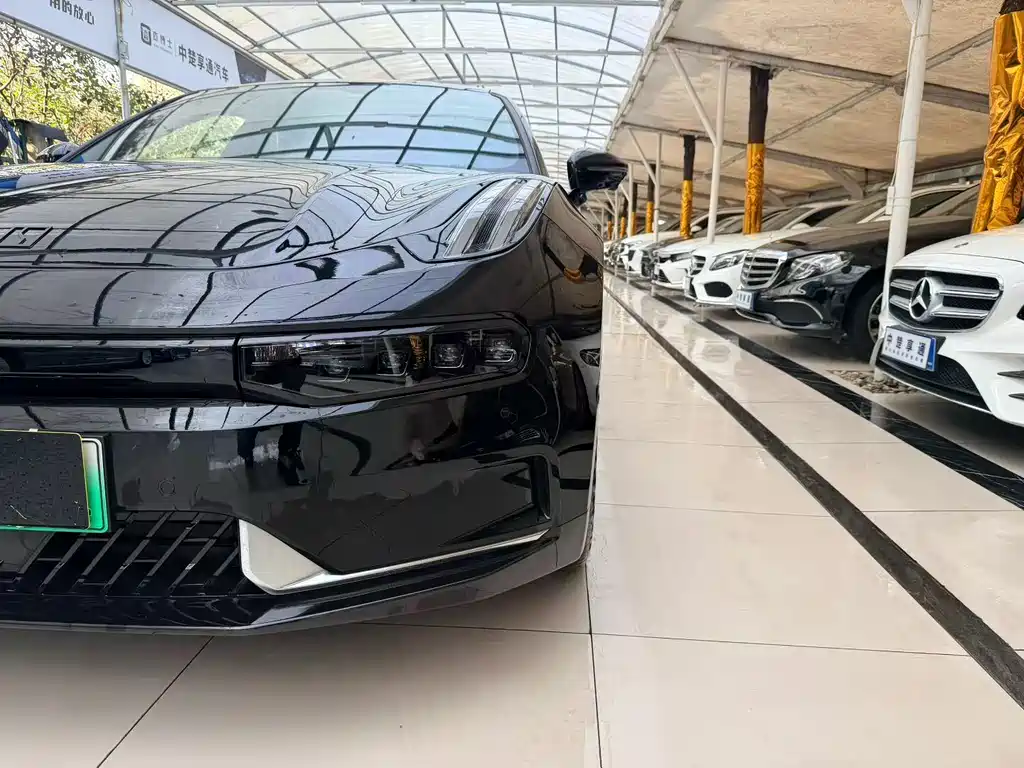 ZEEKR EXTREME KRYPTON 001