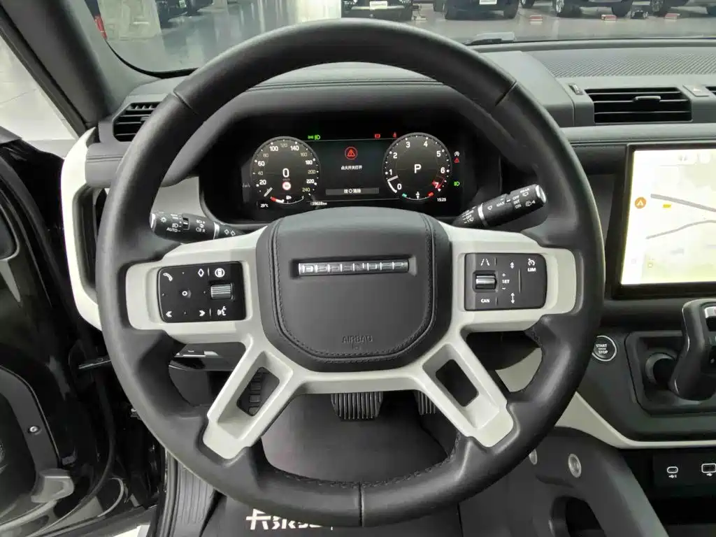 Land Rover Defender — миниатюра 16