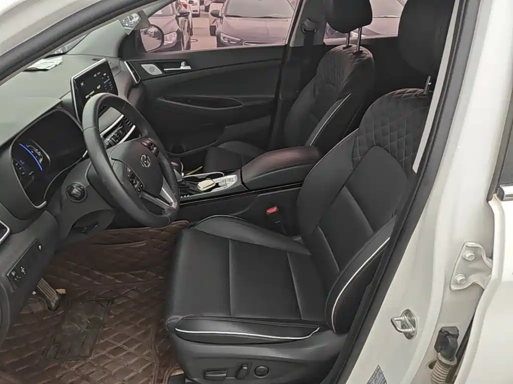 Hyundai Tucson — миниатюра 15