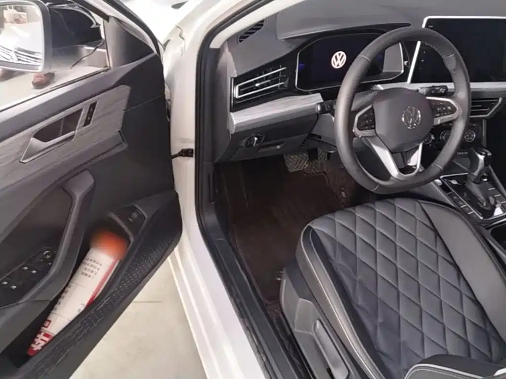 Volkswagen Sagitar — миниатюра 16