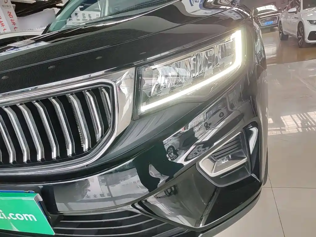 Geely Haoyue — миниатюра 24