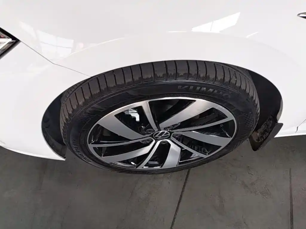 Volkswagen Sagitar — миниатюра 23