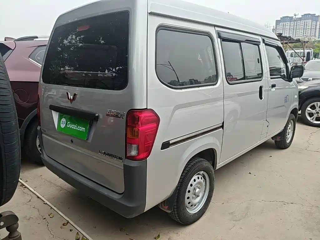 Wuling Zhiguang — миниатюра 7