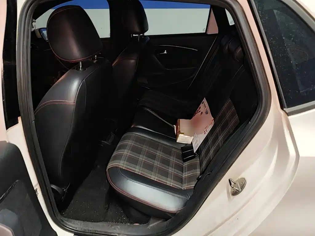Volkswagen Polo — миниатюра 17