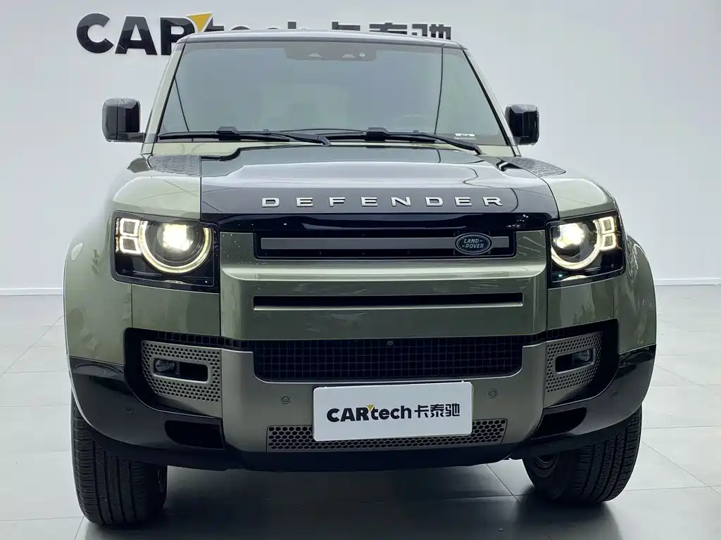 Land Rover Defender — миниатюра 8