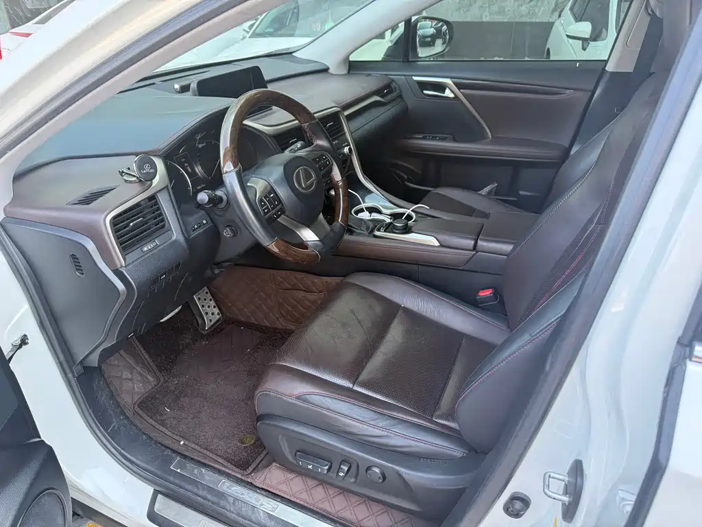 Lexus RX — миниатюра 8